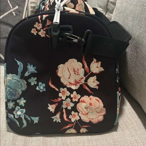 Herschel Floral Duffel Bag - Picture 4 of 4